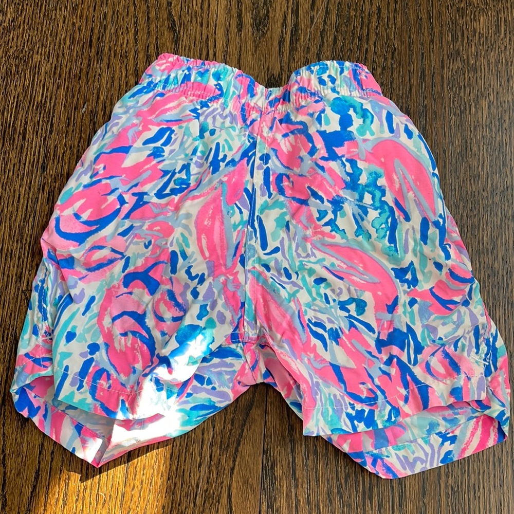 Lilly Pulitzer boys swim trunks size small